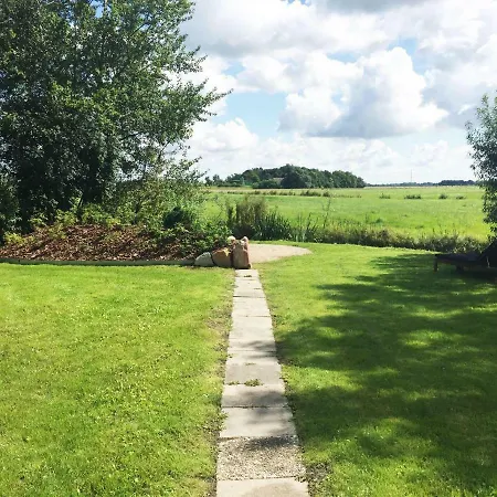 Johannisnest Poppenbüll