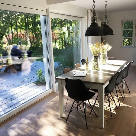 Johannisnest Poppenbüll